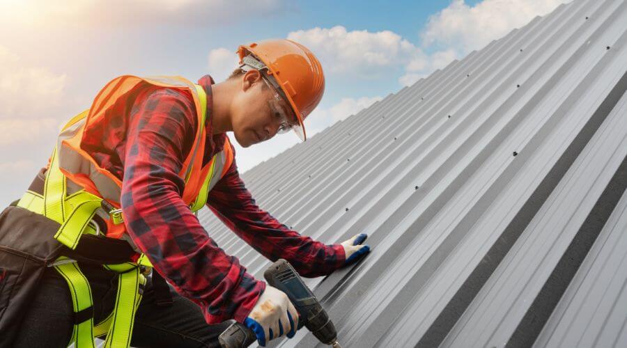 Professional New roof installation in Algoma, WI